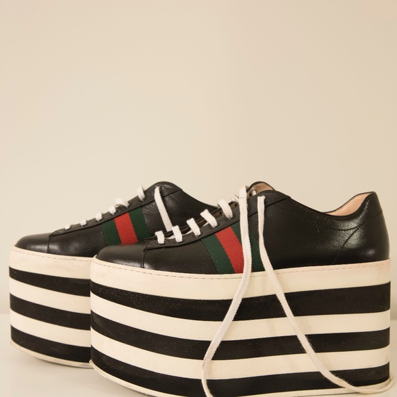 Gucci Black and White Platform Sneakers - Picture 4 of 7